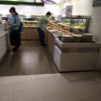 Self service buffet at Minder Vegetarian 明德素食 - Q Square Mall in Taipei
