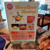 Mac and Cheese Monday!!! #Veganuary at Garage Sale in Phnom Penh