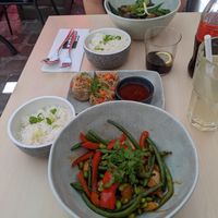 Adobong Sitaw: green beans with sweet chili sauce at Lolo & Lola in Vienna