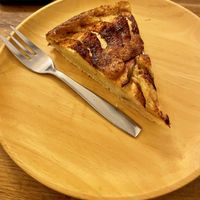 Vegan apple tart  at Råvarene - Café & Bio Bistro in Bergen