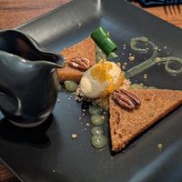 Bread pudding at Késarum in Southampton