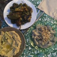 Hummus, grilled peppers and cucumber with yoghurt sauce at Mariposas in Marseille