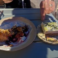 Desserts at Mariposas in Marseille