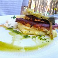 Mashed potatoes with celery steak at Mariposas in Marseille