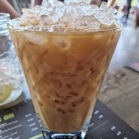 Coconut Iced Coffee met havermelk at Mr Chow in Schiedam