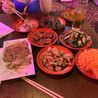 Mention spéciale aux chou fleurs grillés au feu de bois exceptionnels.  at Tonton Máo in Paris