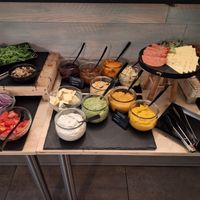 Hummus etc. at Ma'Rinas - Veggiezz in Karlsruhe