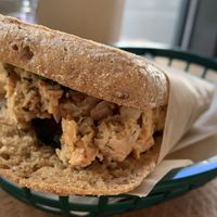 Sandwich mit Kichererbsen und Avocado  at Vital Foods in Copenhagen