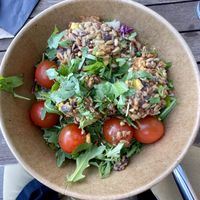  Bowle blandt andet med sorte bønner og søde kartofler  at Vital Foods in Copenhagen