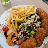 Falafel Teller at Ali's Falafel in Kiel