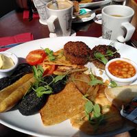 Big vegan breakfast at Teuchters Landing in Edinburgh