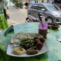 Middle Eastern Platter (great!) and strawberry smoothie  at Akar Cafe in Lovina