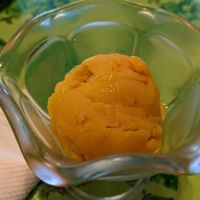 Vegan mango ice cream at Akar Cafe in Lovina