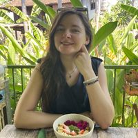 Nice garden  at Akar Cafe in Lovina