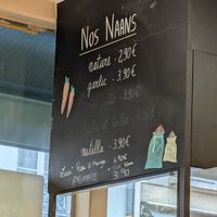 Naan (nicht vegan) at Kurry Up in Paris