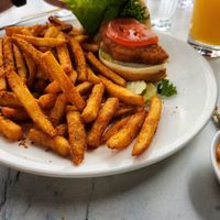 Burger with vegan chicken at The Noble Fox  in Silverton