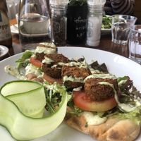 Naan falafel  at Huszár in Delft