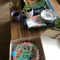 Custom lemon raspberry cake and the famous apple pie🥧  at Trash'ure Taarten in Nijmegen