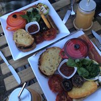 Veggie breakfast - hugeeee portions   at Womburra Vineyard Tiny Stay in Redbank