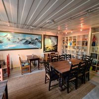 The interior at Galleri Cafe Teskje in Drobak