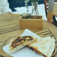 Fajita-Sándwich de salmón at  Vegigan in Tenerife