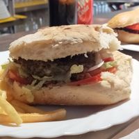 Hamburguesa de lentejas at Churrería San Sebastián in Montehermoso