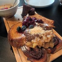 Surprise breakfast for two at Cravings For Green in Ede