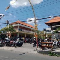 From the street. Walk in and Goji Goji is at the end of the left building at Goji Goji Vegan Bowl in Canggu
