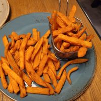 Süßkartoffel Pommes at Butcha in Erftstadt