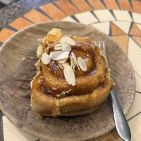 Apple cinnamon almond kanelbulle  at Hey Schnecke - Winterfeldtstr in Berlin