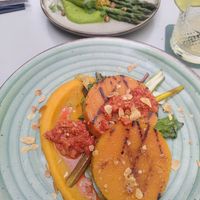 Grilled pumpkin and asparagus at Het Magazijn in Dordrecht