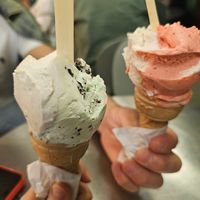 Buonissimo menta e banana - banana e fragola at Gelateria Dei Neri in Florence