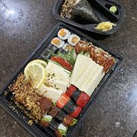 Combo vegano + temaki de shimeji  at Nippon in Brusque