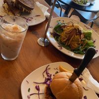 Jackfruit Sammy, Mac n Chz, and the Reuben at End of the Line Cafe in Pensacola