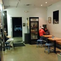 inside seating at nami Vegan Sweets in Phoenix