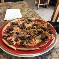 vegan, gluten free pizza at Vertoris Pizza House in Bradenton