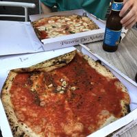 marinara pizza   at Pizzeria da Michele in Naples