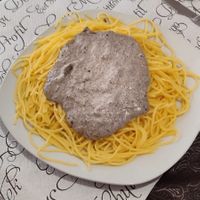 Pasta sin gluten con salsa de boletus y trufa at Albergue de Morata in Morata De Jalon