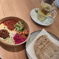 Heerlijke lunch en mezze gerechten, allemaal vegan! at SHOUQ - Zeist in Zeist