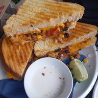 Vegan chili & cheddar croque met alpro room at Moby Dick in Antwerpen