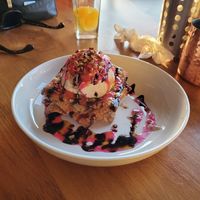 Apple fritter with Ice Cream at Bhumi in Tijuana