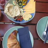 Vegan chocolate croissant and vegan bowl with buns (buns not in the picture) at LIT Coffeebar & Bakery in Berlin
