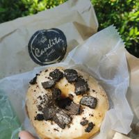 Oreo donut at Trick or Treat Vegan Sweets (formerly Canelita Sweets) in Osaka