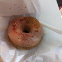 Pink lemondae at Trick or Treat Vegan Sweets (formerly Canelita Sweets) in Osaka