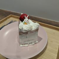 Strawberry cake at Trick or Treat Vegan Sweets (formerly Canelita Sweets) in Osaka