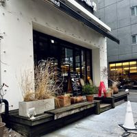 Outsidee  at Caffeinated in Busan