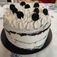 Pastel vegano de oreo at Bee Love Coffee in Cerdanyola Del Valles