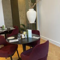 Lovely dining  room   at PLANTn - Sapphire House Antwerp in Antwerpen