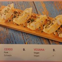 Gyozas Vegana on the menu (9€) at Bonito Kitchen & Cocktails in Mallorca