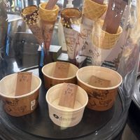 Great ice cream and great señection of vegan flavours. Added bonus, GF cones    at Amorino Gelato Al Naturale in Canet-en-roussillon